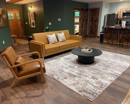Pine Creek Cabins & Camping Resort South Bloomingville Екстер'єр фото