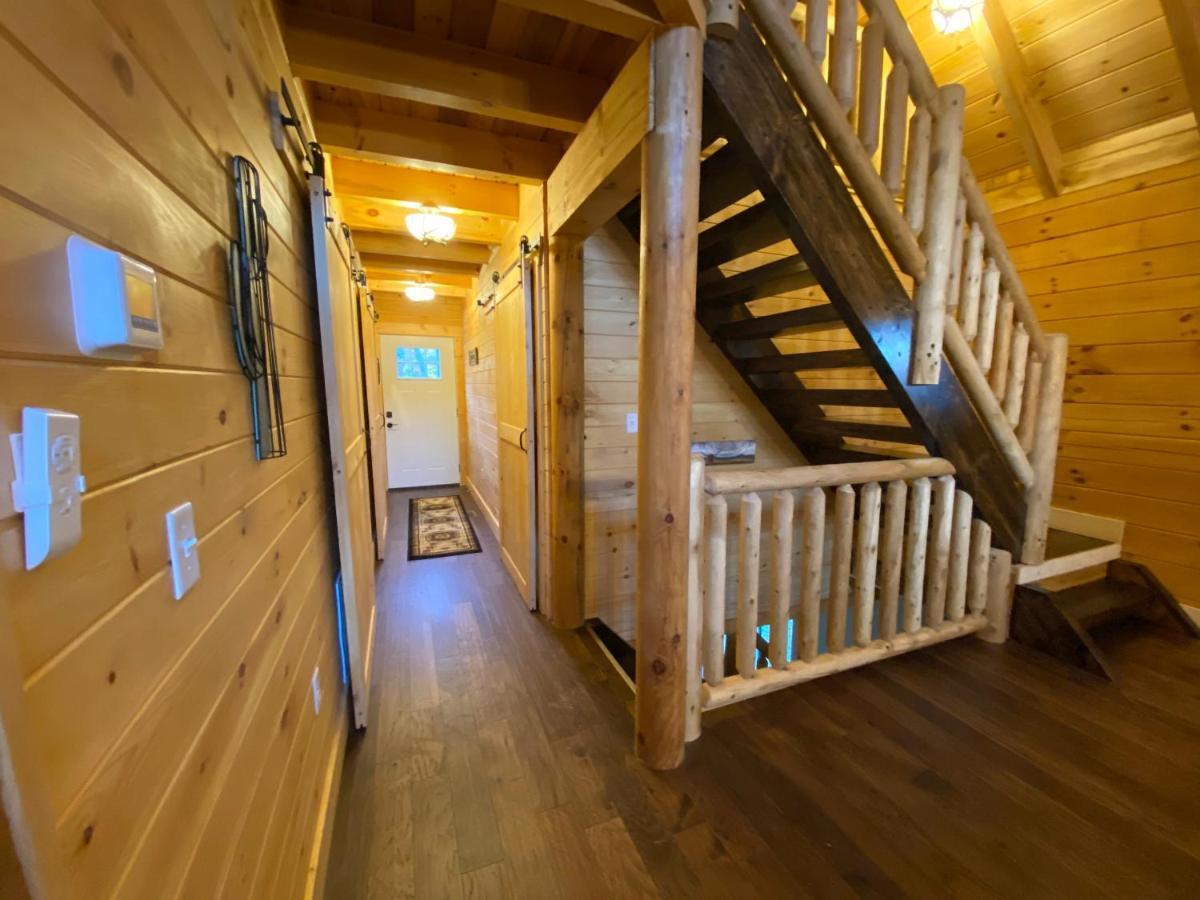Pine Creek Cabins & Camping Resort South Bloomingville Екстер'єр фото