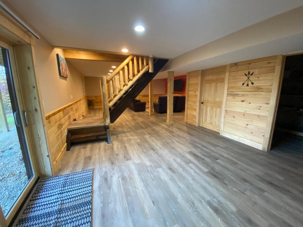 Pine Creek Cabins & Camping Resort South Bloomingville Екстер'єр фото