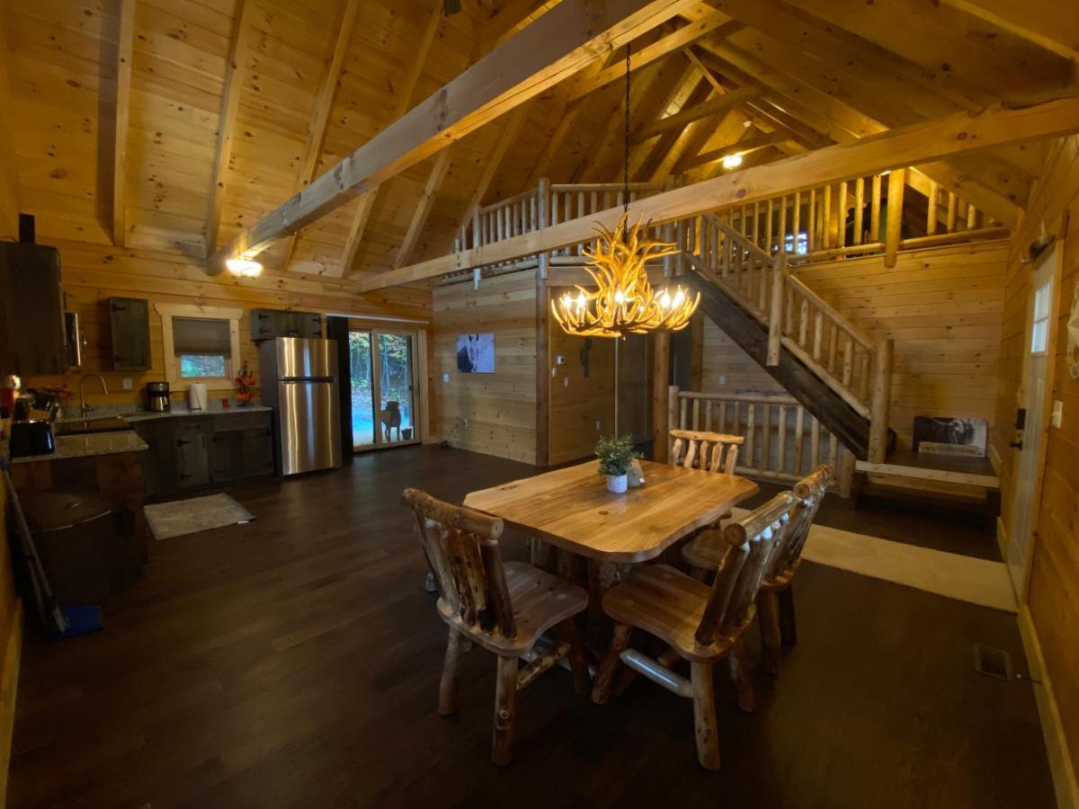 Pine Creek Cabins & Camping Resort South Bloomingville Екстер'єр фото