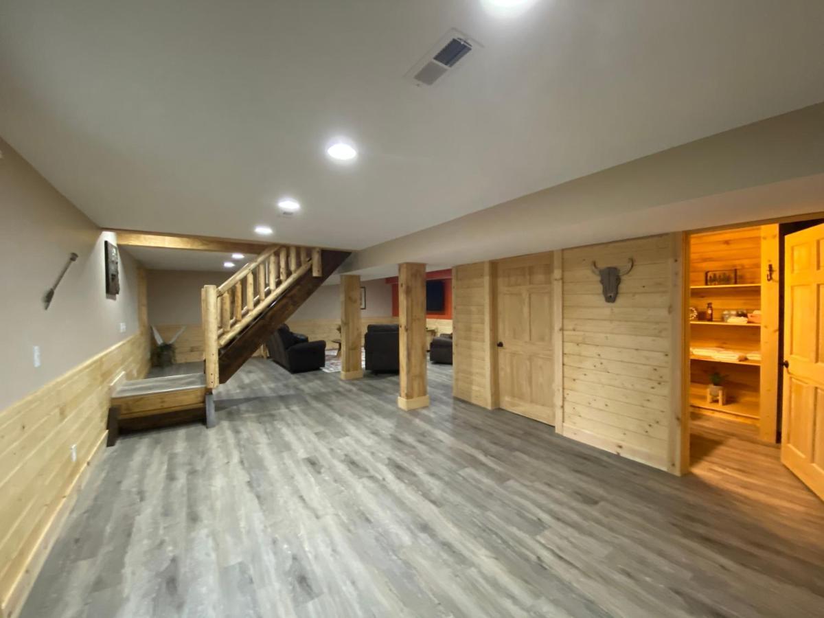 Pine Creek Cabins & Camping Resort South Bloomingville Екстер'єр фото
