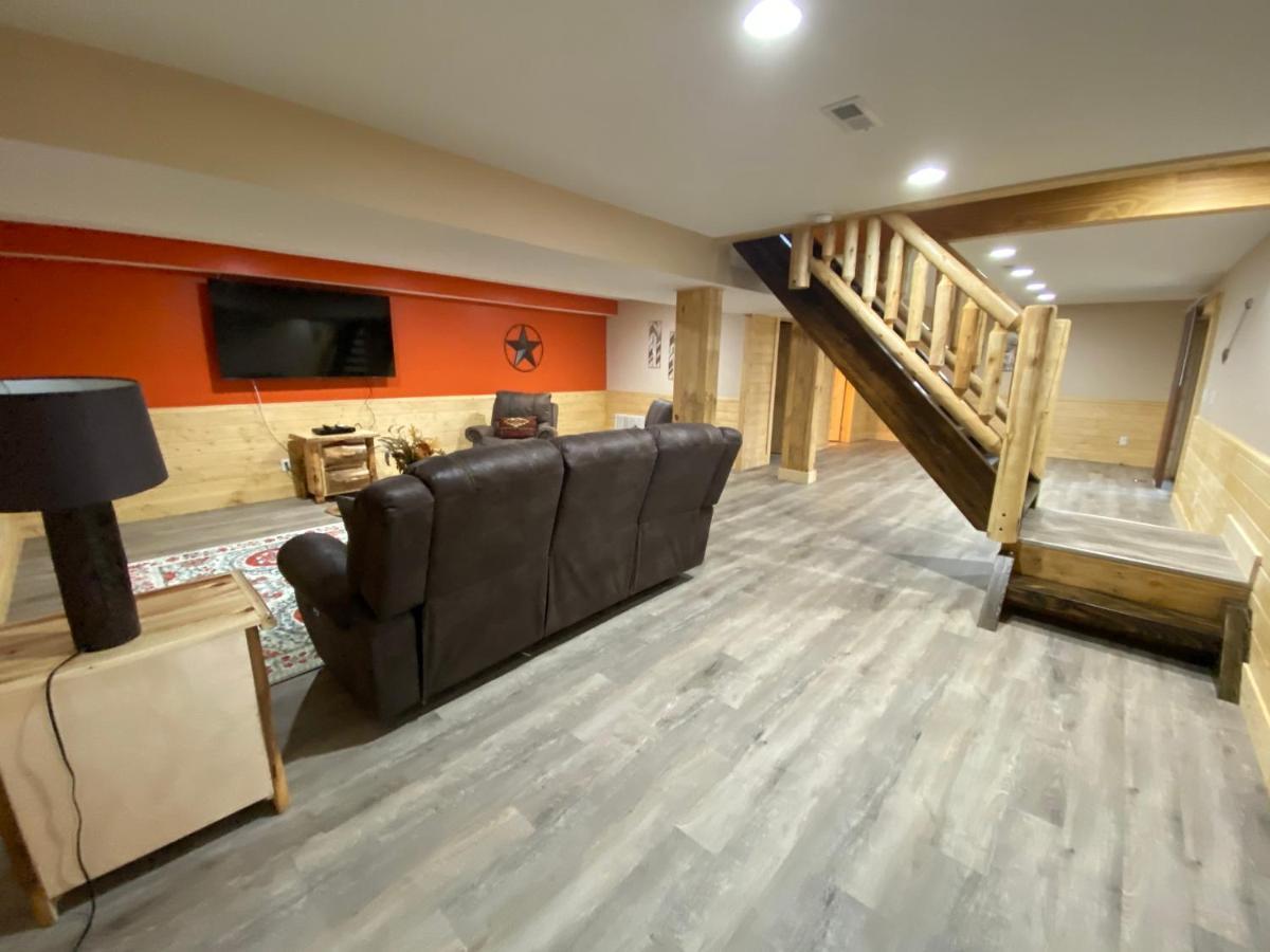 Pine Creek Cabins & Camping Resort South Bloomingville Екстер'єр фото