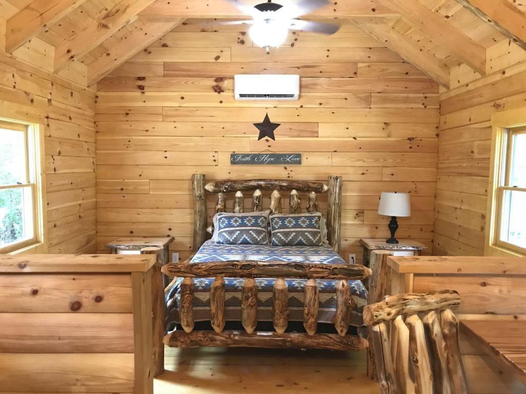 Pine Creek Cabins & Camping Resort South Bloomingville Екстер'єр фото